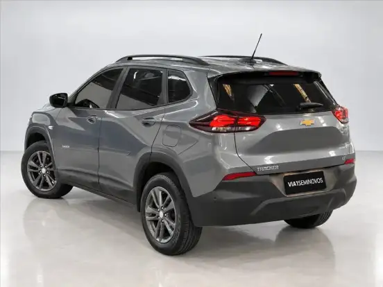 CHEVROLET-TRACKER-2022