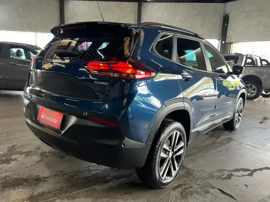 CHEVROLET-TRACKER-2024