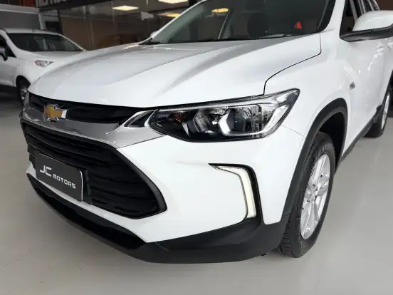 CHEVROLET-TRACKER-2022