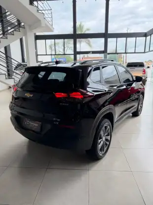 CHEVROLET-TRACKER-2025