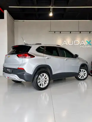 CHEVROLET-TRACKER-2020