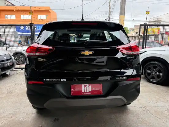 CHEVROLET-TRACKER-2023