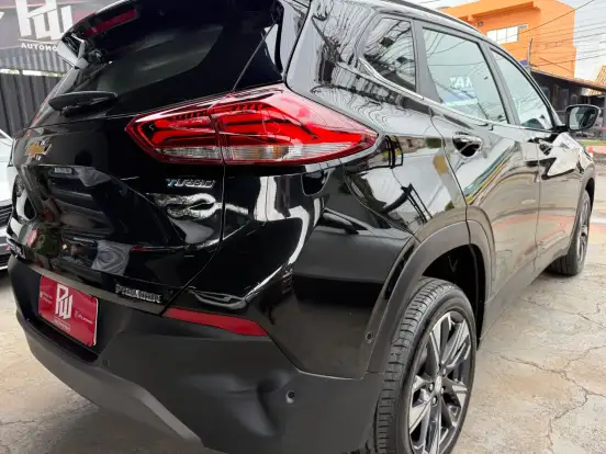 CHEVROLET-TRACKER-2023