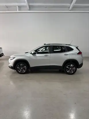 CHEVROLET-TRACKER-2022