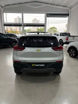 CHEVROLET-TRACKER-2022