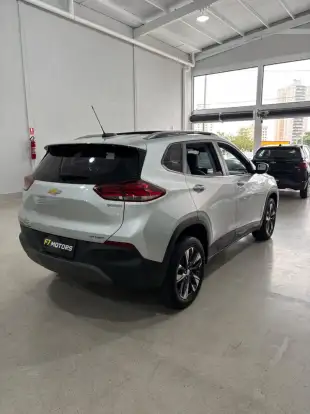 CHEVROLET-TRACKER-2022