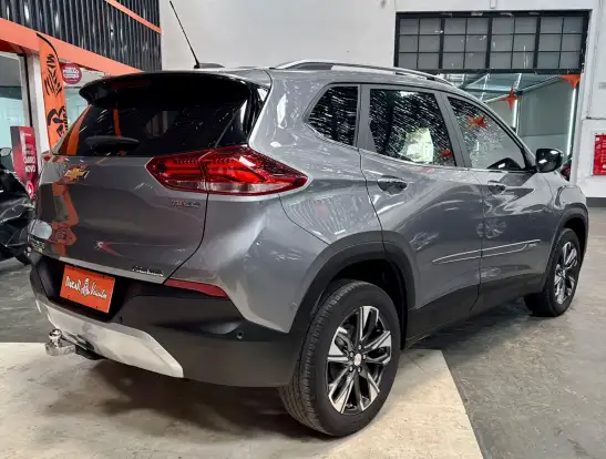 CHEVROLET-TRACKER-2021