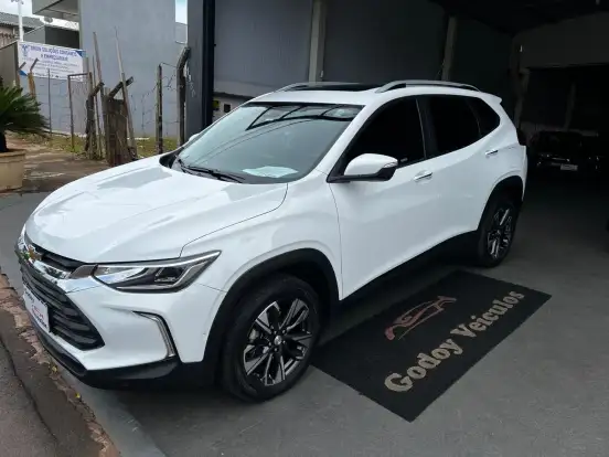 CHEVROLET-TRACKER-2023