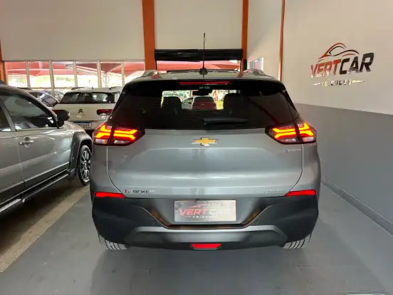 CHEVROLET-TRACKER-2025