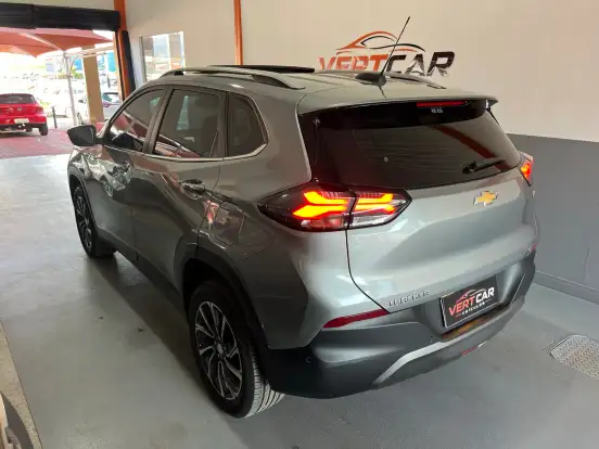 CHEVROLET-TRACKER-2025