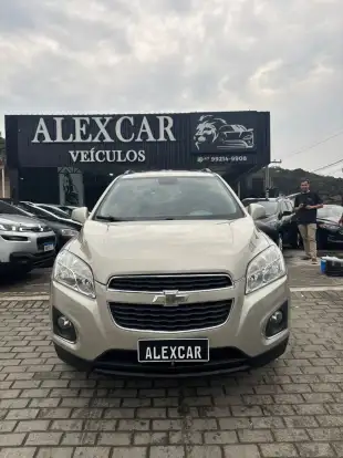 CHEVROLET-TRACKER-2015