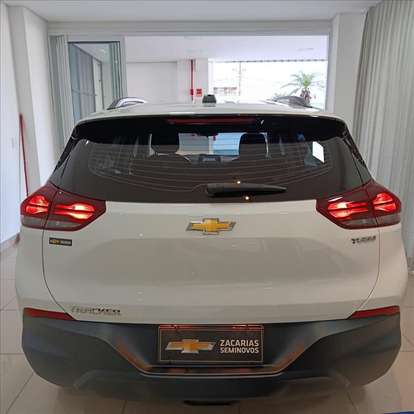 CHEVROLET-TRACKER-2024