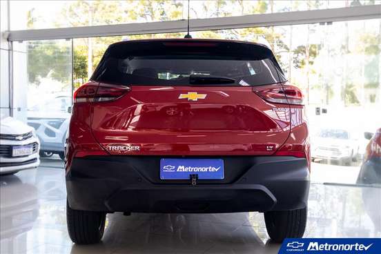 CHEVROLET-TRACKER-2023