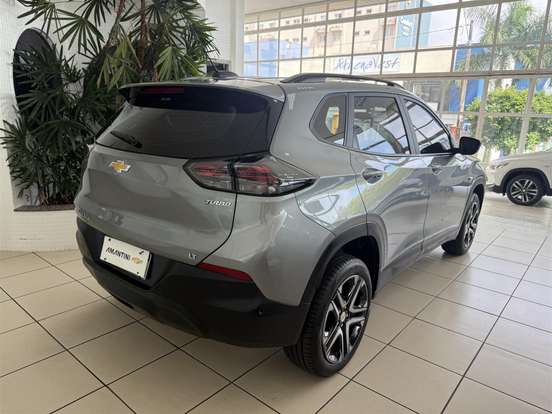 CHEVROLET-TRACKER-2025