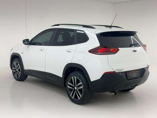 CHEVROLET-TRACKER-2023