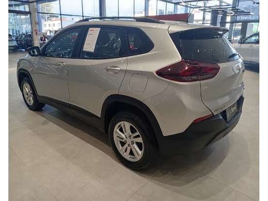 CHEVROLET-TRACKER-2022