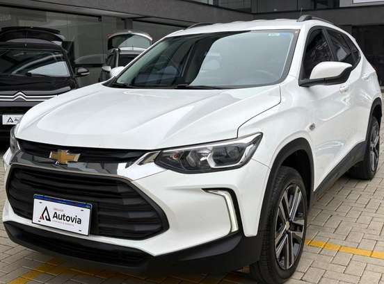 CHEVROLET-TRACKER-2023