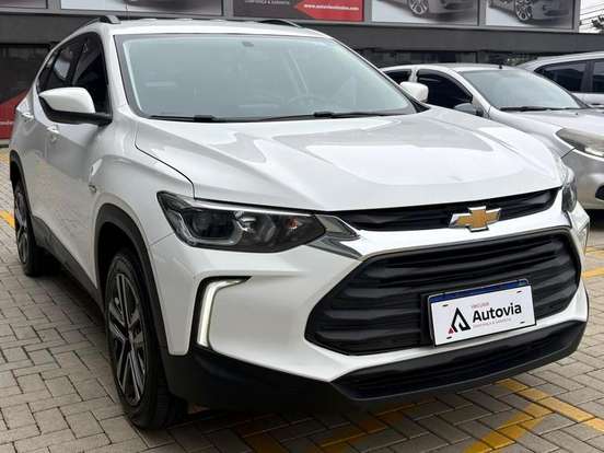 CHEVROLET-TRACKER-2023