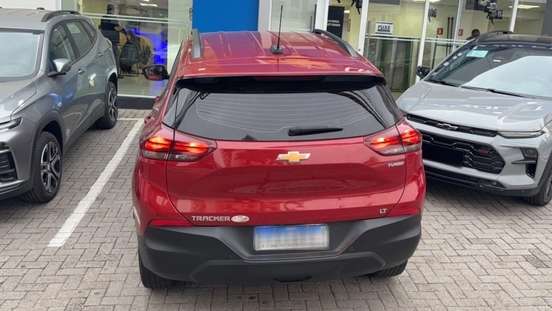 CHEVROLET-TRACKER-2024