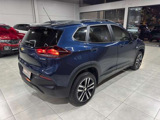 CHEVROLET-TRACKER-2024