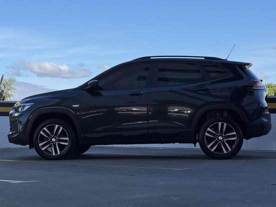 CHEVROLET-TRACKER-2023