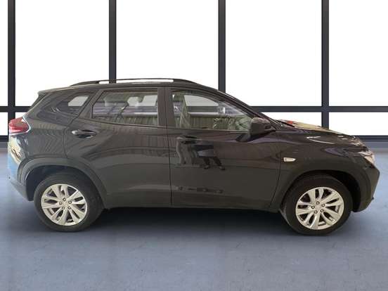 CHEVROLET-TRACKER-2024