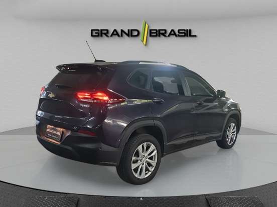 CHEVROLET-TRACKER-2023