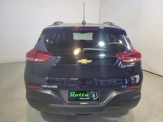 CHEVROLET-TRACKER-2021