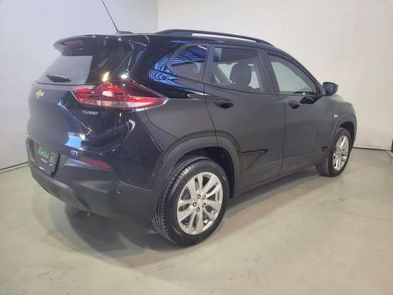 CHEVROLET-TRACKER-2021