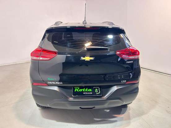 CHEVROLET-TRACKER-2021