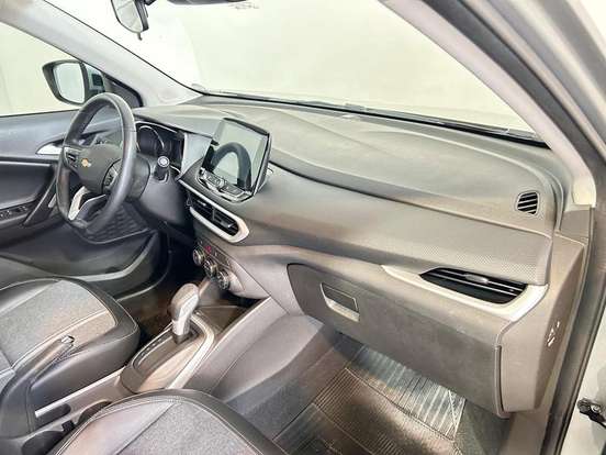 CHEVROLET-TRACKER-2023