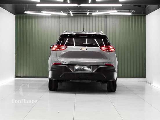 CHEVROLET-TRACKER-2022