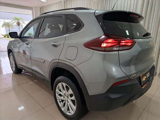 CHEVROLET-TRACKER-2024