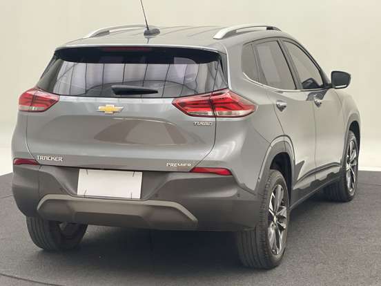CHEVROLET-TRACKER-2022