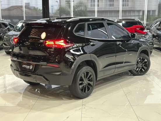 CHEVROLET-TRACKER-2023