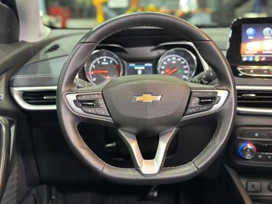 CHEVROLET-TRACKER-2023