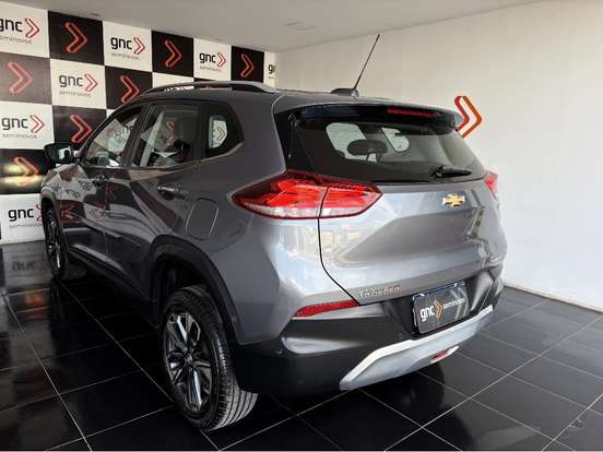 CHEVROLET-TRACKER-2020