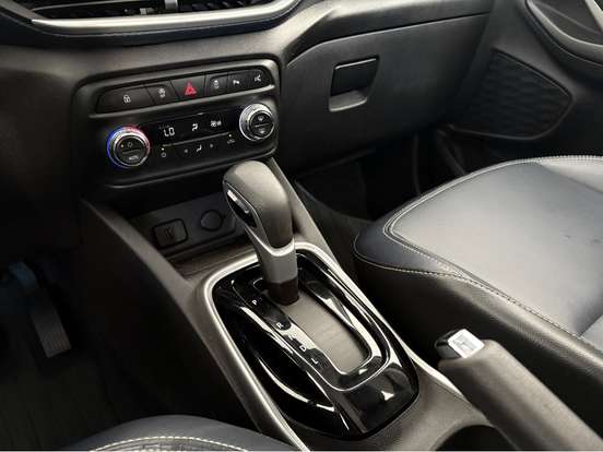 CHEVROLET-TRACKER-2020