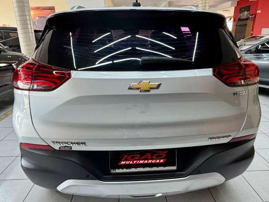 CHEVROLET-TRACKER-2022