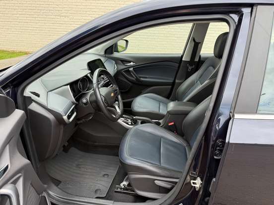 CHEVROLET-TRACKER-2021