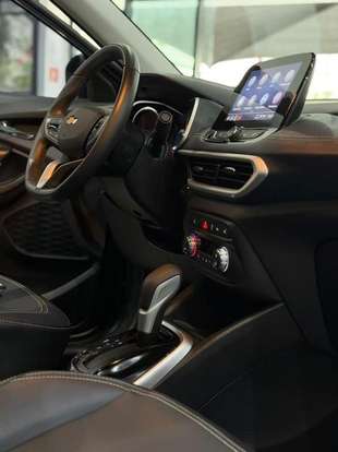 CHEVROLET-TRACKER-2023