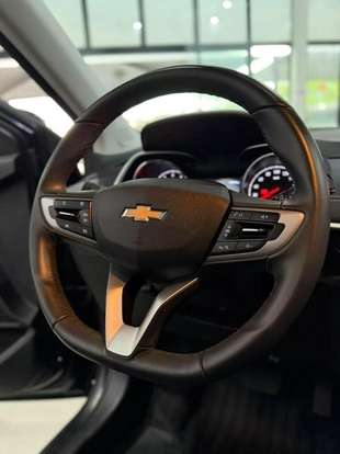 CHEVROLET-TRACKER-2023