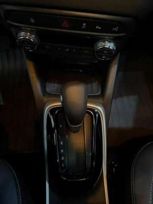 CHEVROLET-TRACKER-2023