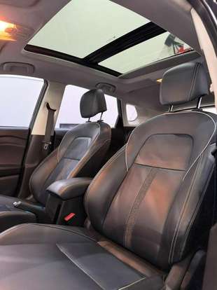 CHEVROLET-TRACKER-2023