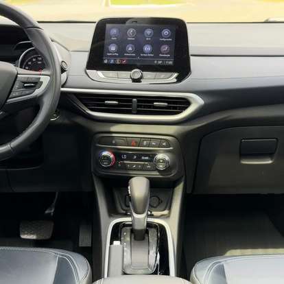 CHEVROLET-TRACKER-2024