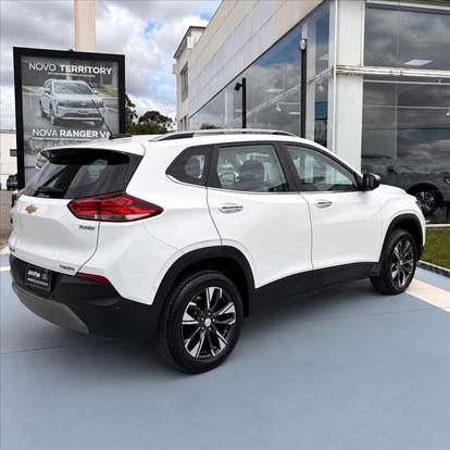 CHEVROLET-TRACKER-2023