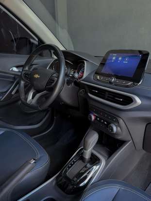 CHEVROLET-TRACKER-2023