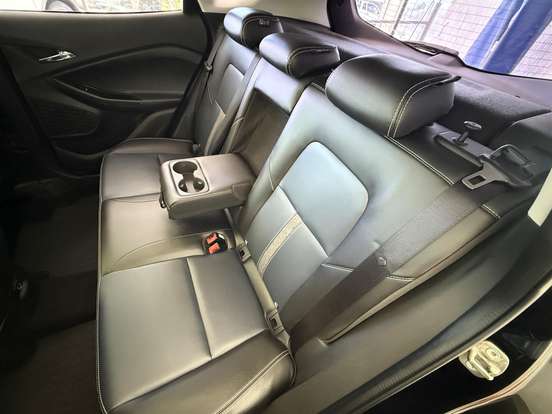 CHEVROLET-TRACKER-2023