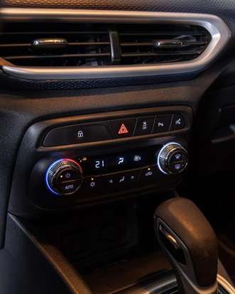 CHEVROLET-TRACKER-2024