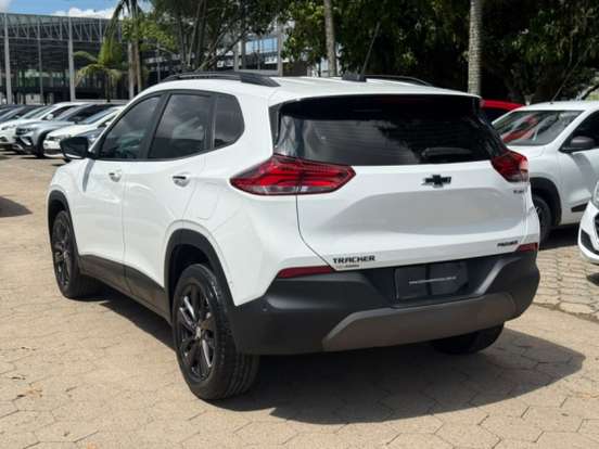 CHEVROLET-TRACKER-2022